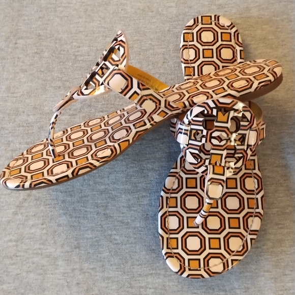 Tory Burch Miller Printed Patent Leather Sandals Ballet Pink Octagon Square Sz 8 - Picture 14 of 16